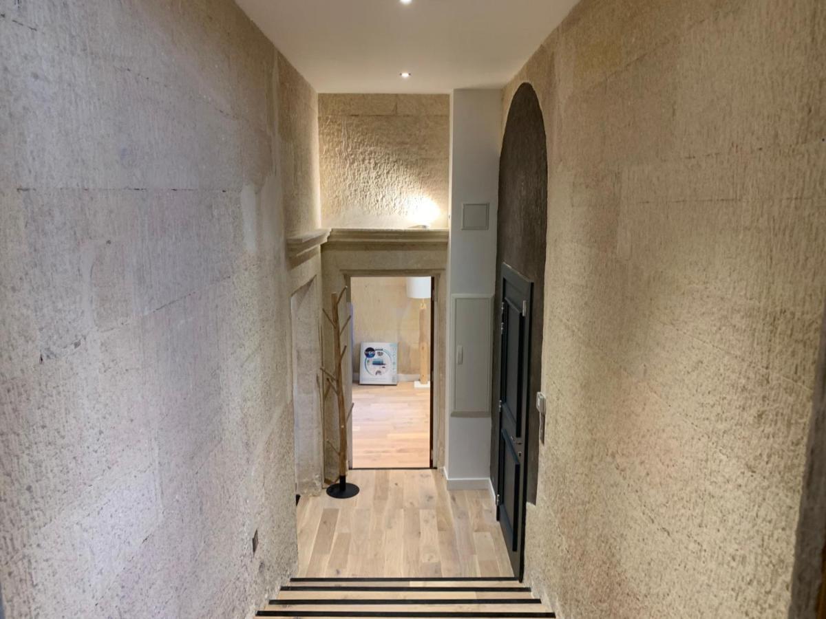 Superbe Appartement Avec Vue Arles Eksteriør billede